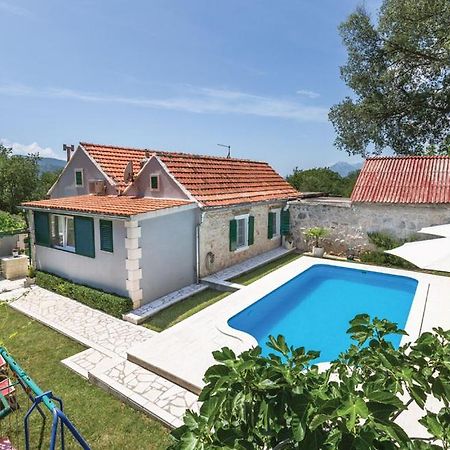 Holiday Home Zezevica - Heated Pool Sestanovac Bagian luar foto